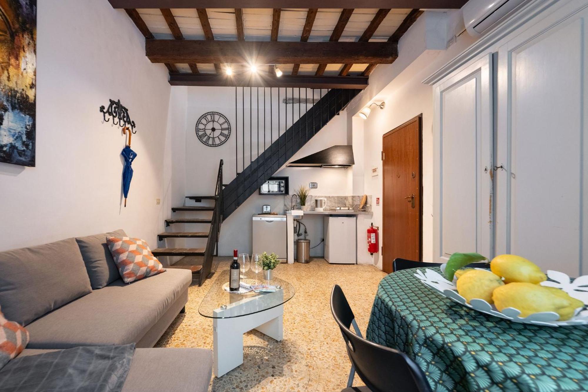 F1 - Santa Croce One Bedroom Apartment For Couples Floransa Dış mekan fotoğraf